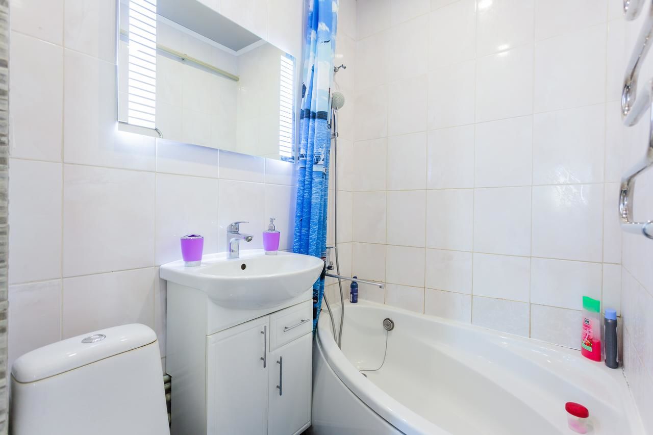 Апартаменты Квартира біля ТРЦ 