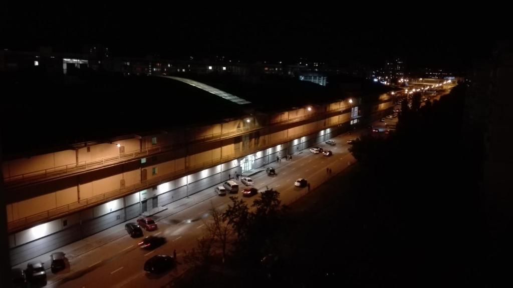 Апартаменты Квартира біля ТРЦ 